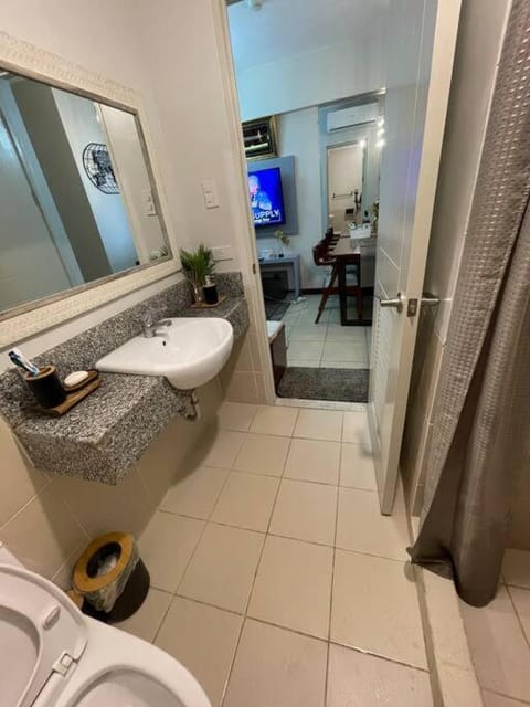 Condotel VerdonParc 2BR Apartment in Davao City