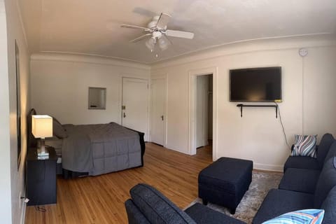 uptown apartment Condo in Minneapolis
