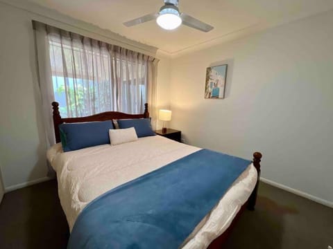 Sandstone Point and Bribie Beaches House in Sandstone Point