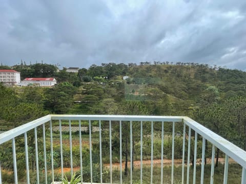 View (from property/room), Mountain view