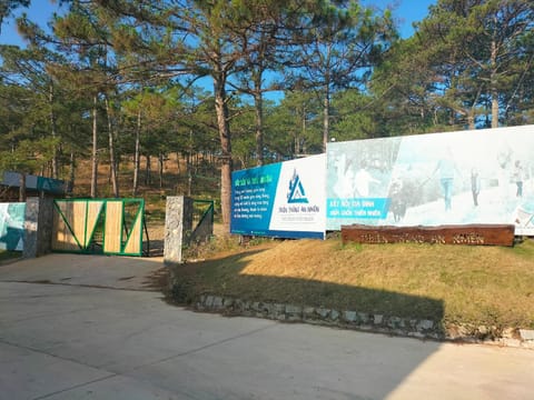 Facade/entrance, Natural landscape