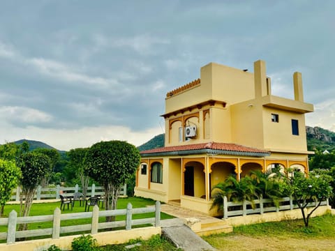 Natural landscape, Garden view