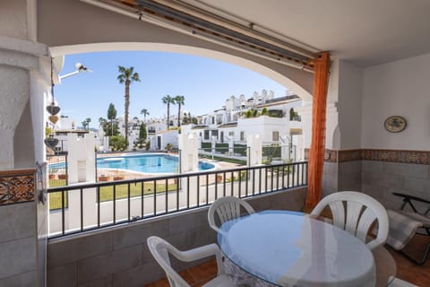 Patio, Pool view, Swimming pool