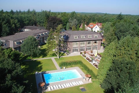 Bird's eye view, Garden, Swimming pool, Swimming pool