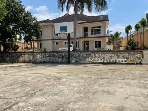 PAZURI Condo in City of Dar es Salaam