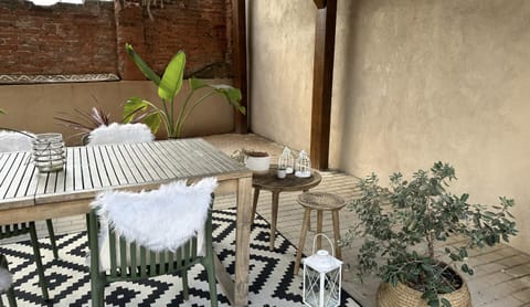 Balcony/Terrace, Dining area