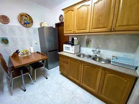 Dining area, minibar, kitchen