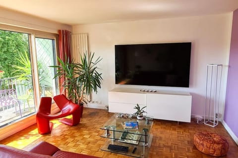 TV and multimedia, Living room