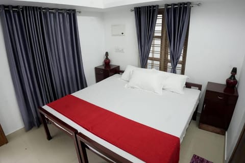 PHANTOM HOLIDAYS Vacation rental in Alappuzha