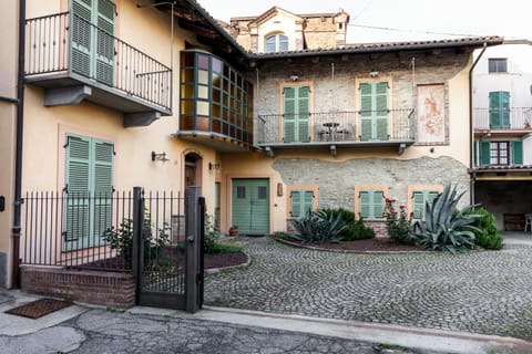 Inner courtyard view