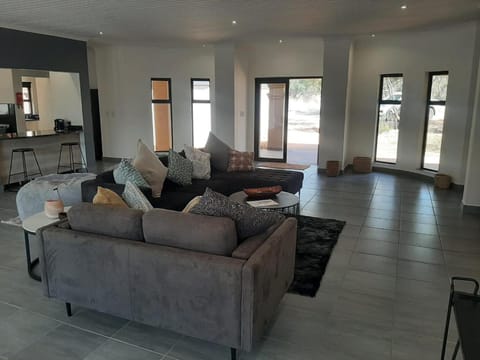 256 Element 5 Bedroom House in South Africa
