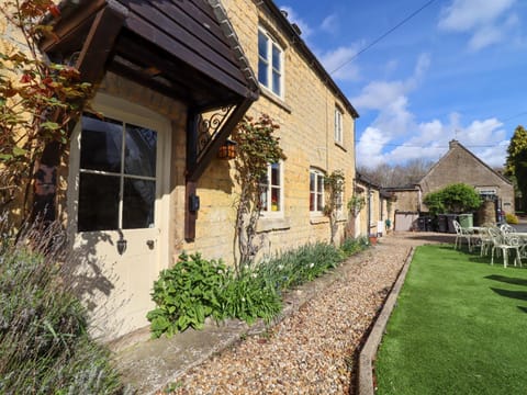 Robins Nest House in Bourton-on-the-Water