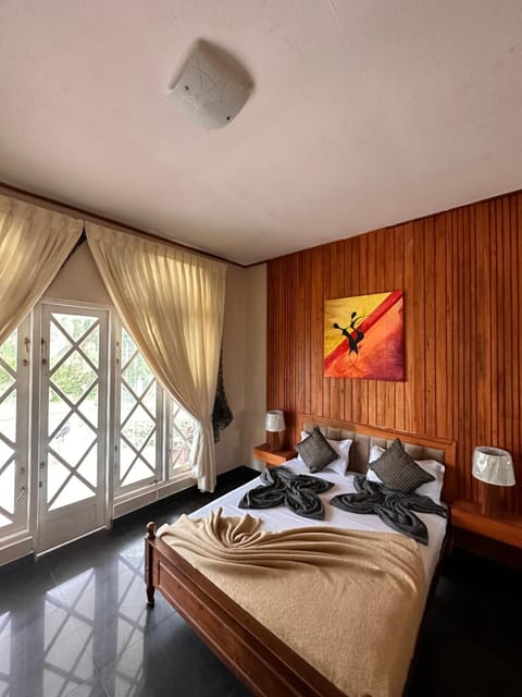 Maples Holiday Resort Bed and Breakfast in Nuwara Eliya