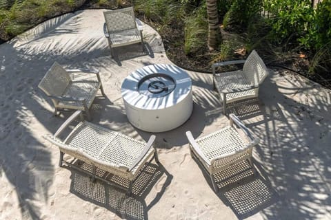 New The Altair House - Fire Pit Pool & Hot Tub Haus in Stock Island