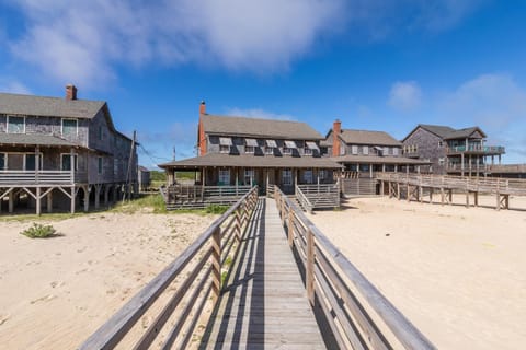 5446 -Miss Grace by Resort Realty House in Nags Head