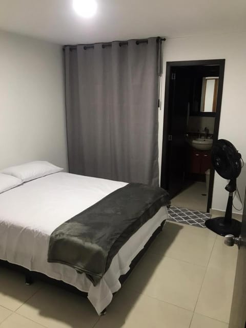 Apartamento cerca estacion de lagos Condo in Floridablanca