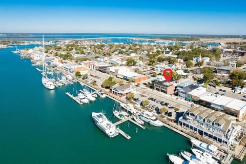 Why Knot Getaway…Rooftop with WaterView! Unit F Maison in Beaufort
