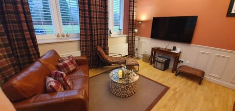 The Highland Club Bed and Breakfast in Fort Augustus