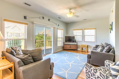 Surf City Vacation Rental Steps to Beach! Maison in Surf City