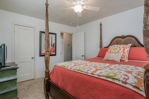 Cozy 2BD off I-27/I-40 Long term rentals welcome! House in Amarillo
