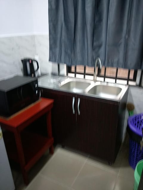 chinaka guest house 24hr light Bed and Breakfast in Lagos