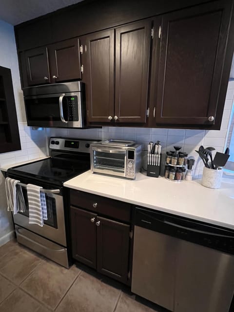 minibar, pet friendly, stove, toaster, kitchen