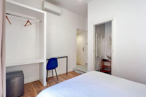 Chambre moderne proche Monaco G Wohnung in Avenue du Carnier