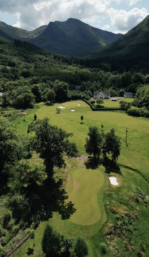 Bird's eye view, Golfcourse, View (from property/room), View (from property/room), Mountain view, Mountain view