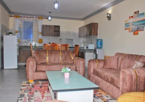 Kitchen or kitchenette, Living room, Seating area