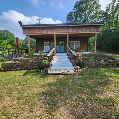 Property building, Day
