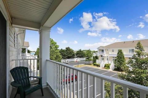 Look no further - Bayfront amenties, Short drive to Ocean House in Sussex County