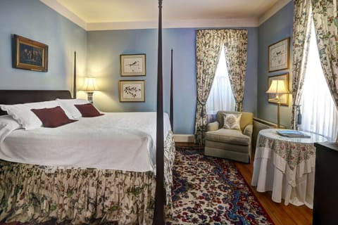 200 South Street Inn Bed and Breakfast in Charlottesville
