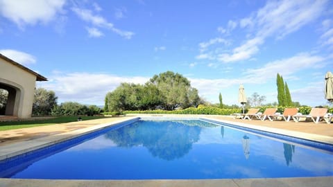 Geräumiges Landhaus in idyllischer Lage mit Pool House in Pla de Mallorca