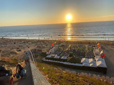 Nearby landmark, Beach, Sea view, Sunset