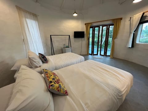 The Little Clay House (Huahin) Bed and Breakfast in Nong Kae