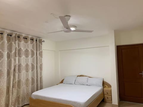 Cozy One Bedroom Apartment near KNUST & CCC Condominio in Kumasi