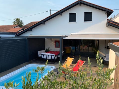 Villa à Biarritz avec une terrasse un SPA et parking Villa in Biarritz