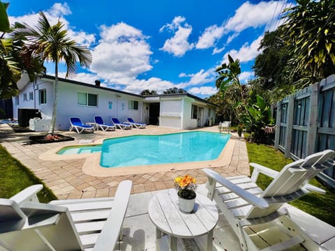 Pool view, Swimming pool