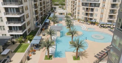 1 BR w Balcony View Resort Pool Free Parking Condo in Addison