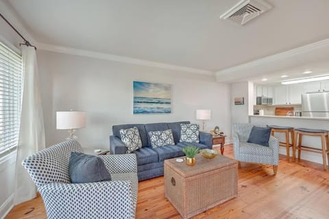 New Listing! Port O' Call E203-Luxury Ocean View! Apartment in Wild Dunes