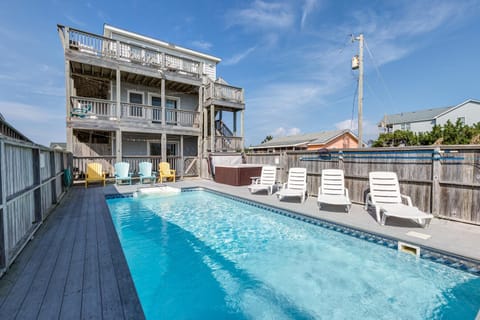 5823 - Moonstruck by Resort Realty House in Nags Head