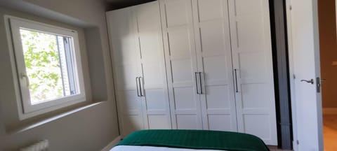 Bedroom, wardrobe