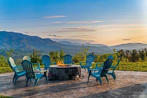 Breathtaking Views cabin House in Pittman Center