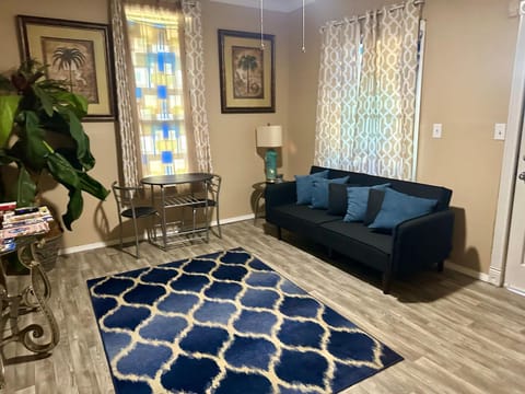 Cozy one Bedroom House in Bossier City