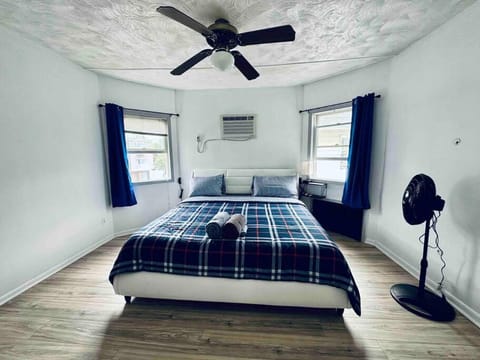 Cozy 2 bedrooms apartment near nyc w/free parking Condo in Belleville