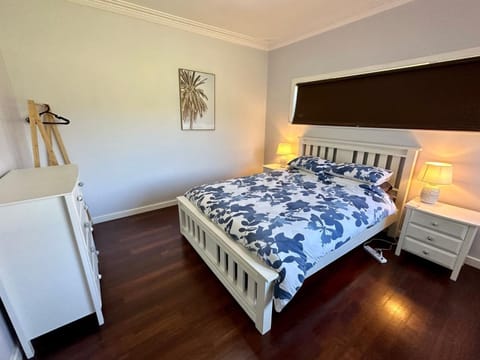 Jacaranda Cottage House in Busselton