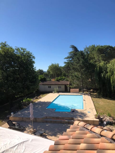 Villa Provençale piscine privée Chalet in Saint-Maximin-la-Sainte-Baume
