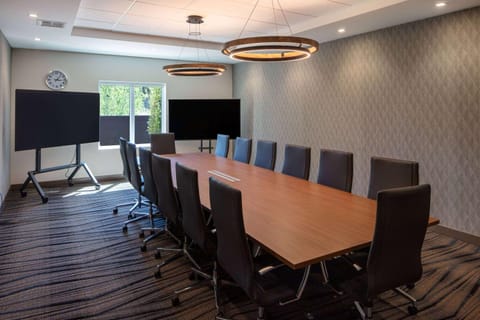 Meeting/conference room