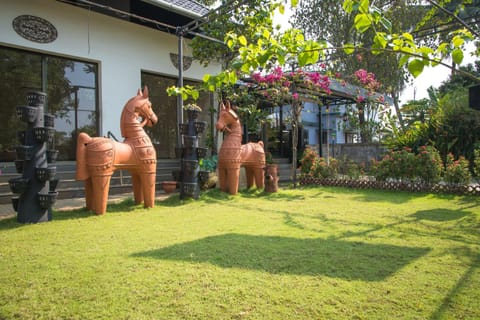 Jansons Orchard Inn Bed and Breakfast in Alappuzha