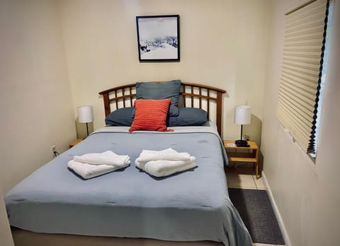 Cozy rooms in cute house, close to Miami airport - Free parking Vacation rental in Miami